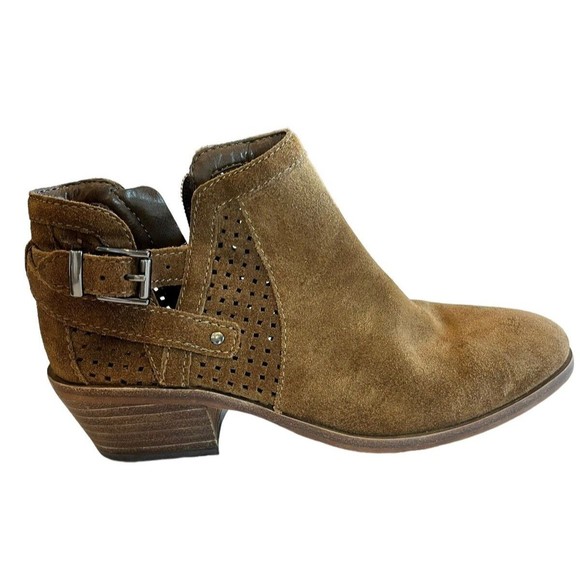 Vince Camuto booties Women's Brown Pamma Suede Zip FLAWED Size 6M New wi… - Picture 1 of 8